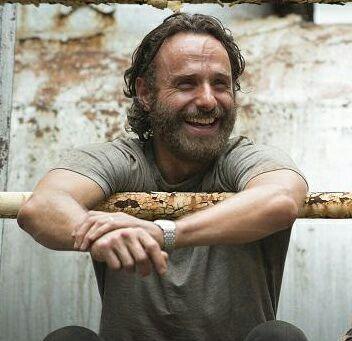 Lauren @TWD_Woman_ does stuff.. thangs to me, but I do em right back to her. #Andren [21+RP|Literate and Descriptive|FL|Not Andrew Lincoln]