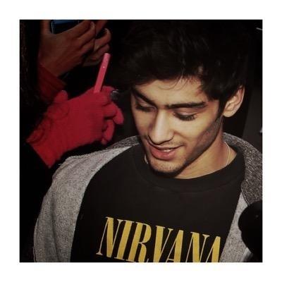 go follow @heroftmalik since she gave you this follow