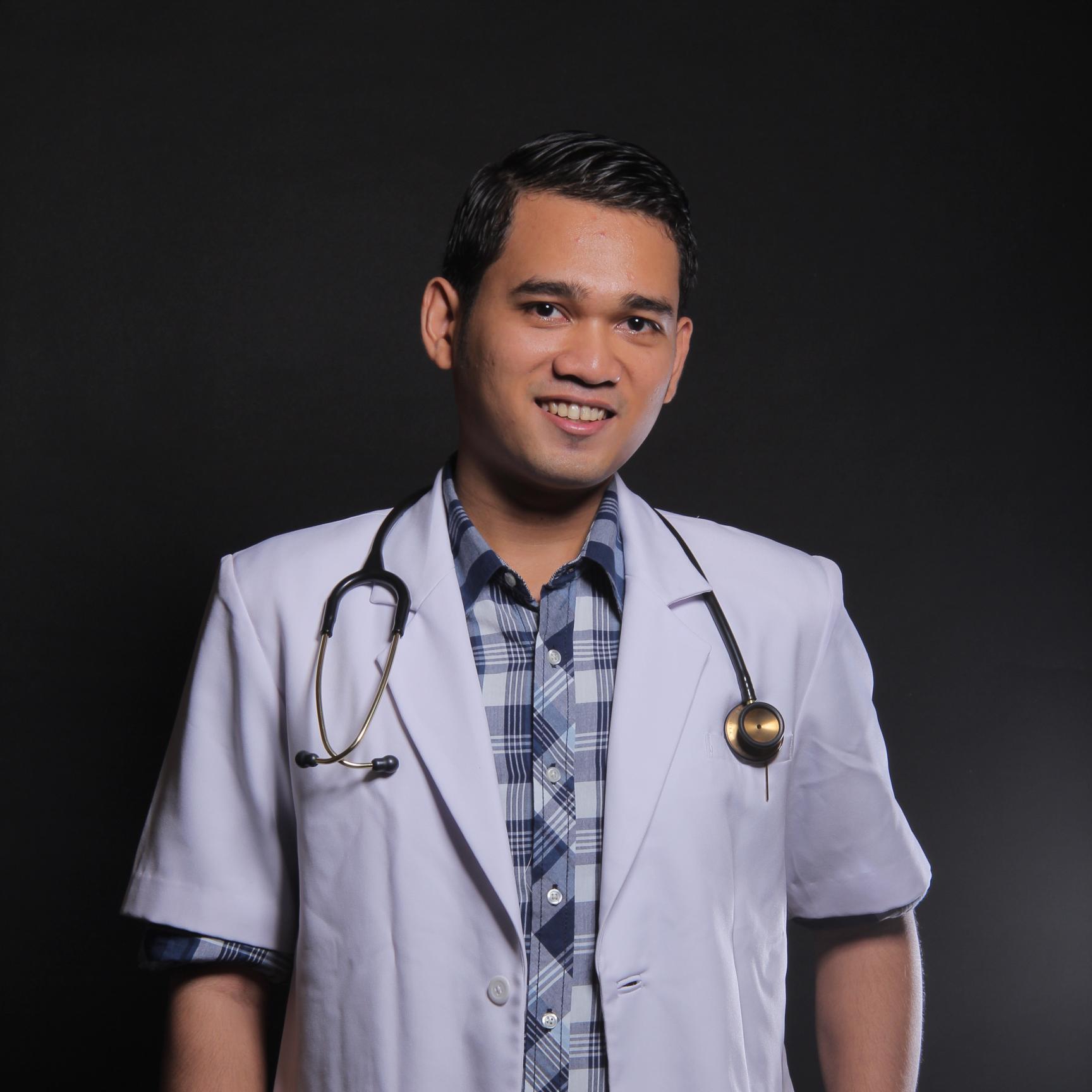 Pengabdian sbg dokter umum di RSUD LANDAK. Duta Pemuda Kreatif 2016. Pendiri dari Landak Youth Movement & @yokmasokui| give positive energy & soli deo gloria!