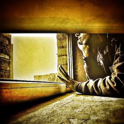 أفضل شيء هو ترك الحياة كما تترك مأدبة: لا عَطِشاً ولا ثَمِلاً.

my snapchat: momkn2