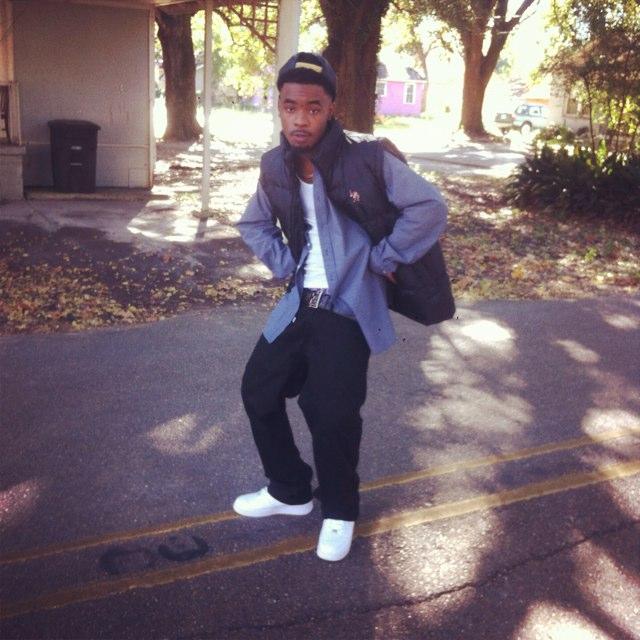 Business minded now im shining mane this shit so real