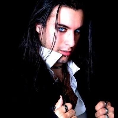 How pathetic it is to describe these things which can't truly be described. |Vampire.|
