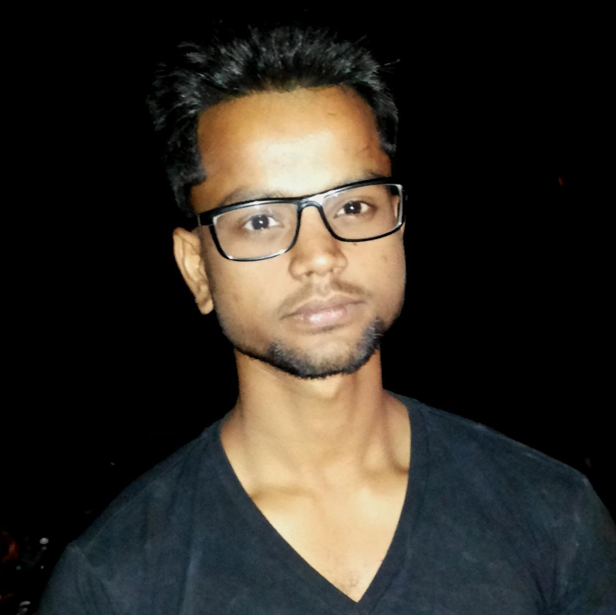 ashu8512048736's profile picture. 