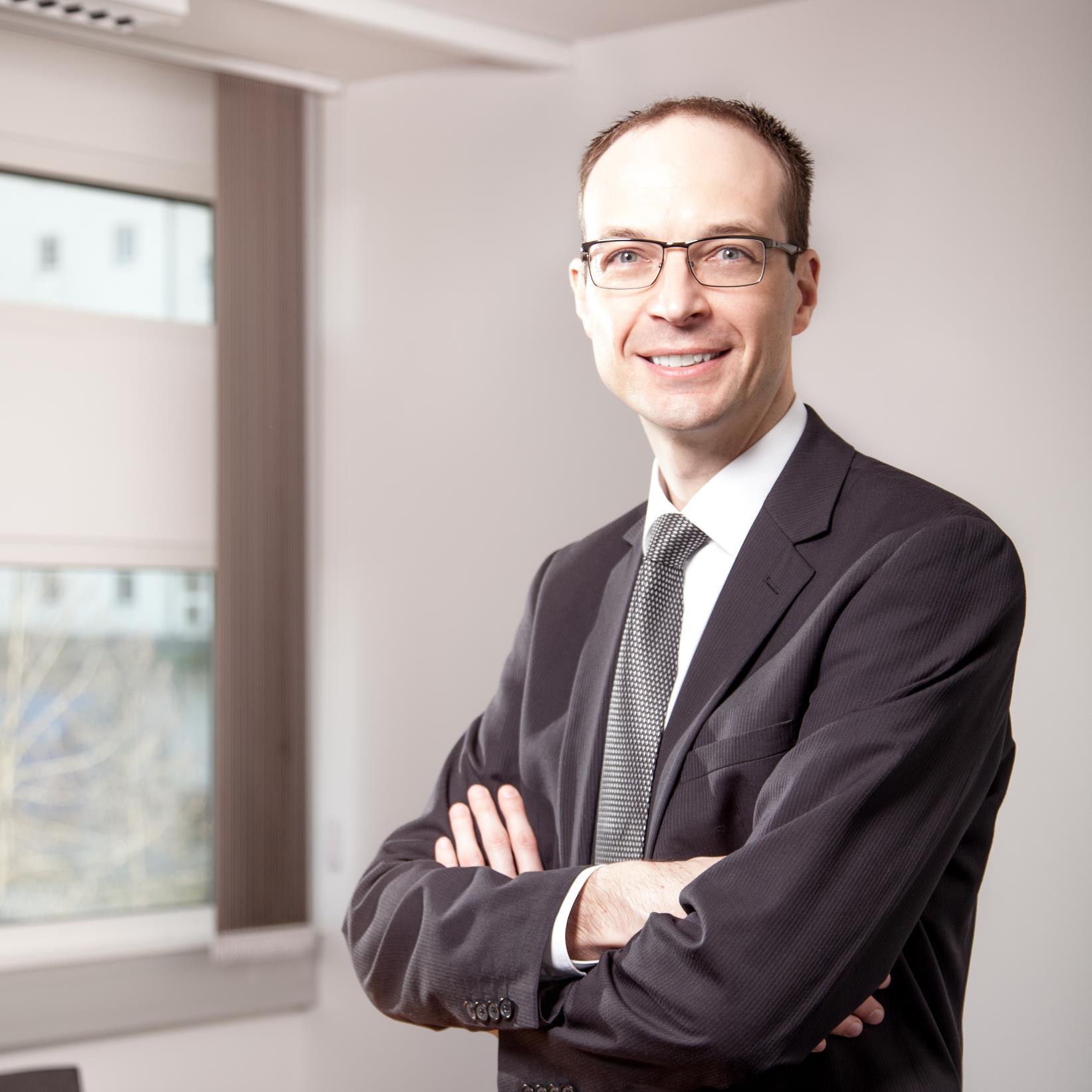 schusterable's profile picture. Economics, Pragmatism, Mountainbiking - Work hard & Enjoy Life