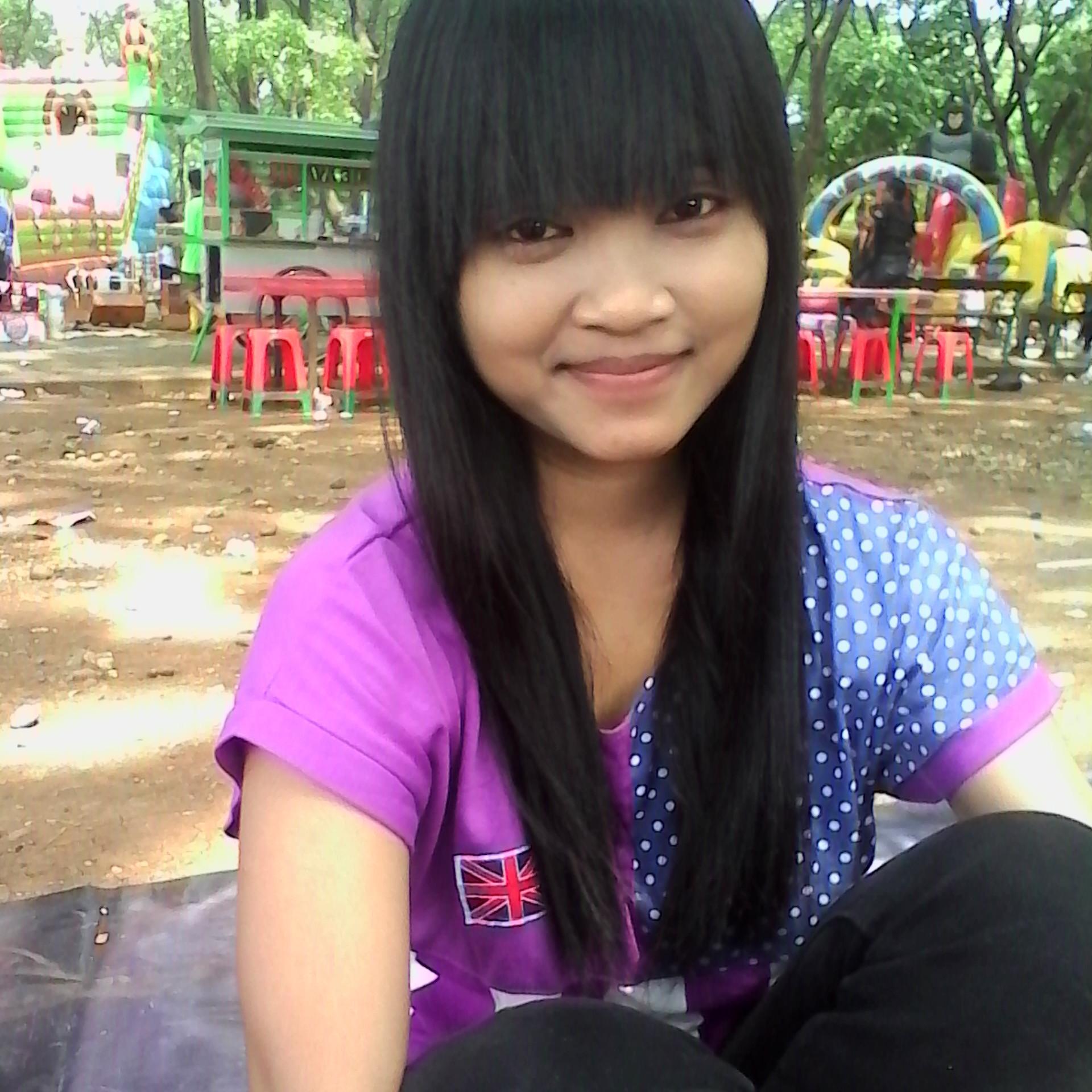 dian_nada11's profile picture. my life