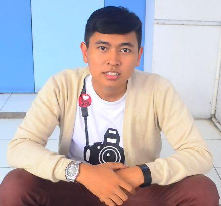 Fresh Graduated from Architecture Engineering 2014 ; Photograph ; 3D Modeling and Rendering ; dandy.armando@gmail.com ; 08985538001