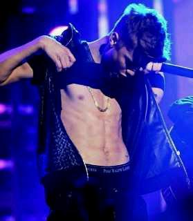 vote acct and free follow
@xblabiebs Ask that bitch for a follow back. Tysm love!