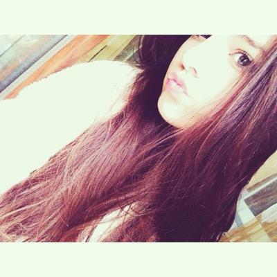 ..ricorda che hai detto per sempre anche se è difficile, ma io non mollo io ti voglio vivere.✨/Jacopo.