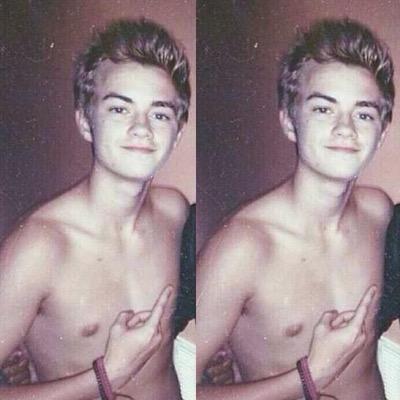 Follow @jackjduh or ill unfollow (she'll maybe follow back)