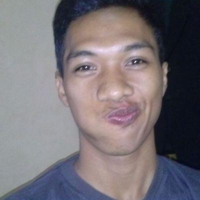 Rizalzulmi_'s profile picture. 