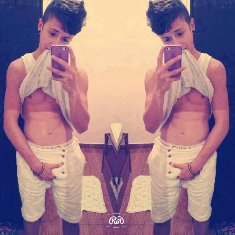 ♥A Una Princesa Se Le Enamora con Detalles, Abrazos por la espalda & Besos son mordidas No gritandolas y haciendolas sufrir!♥Ellas son lo mas hermoso☺♥