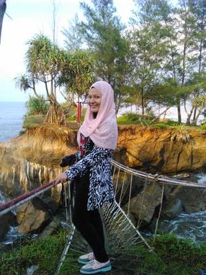 fathiaao's profile picture. Your next travel mate. Culture enthusiast. Forget about what others say, do what you believe, and give an effort on it.