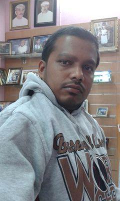 mdismail2402's profile picture. 