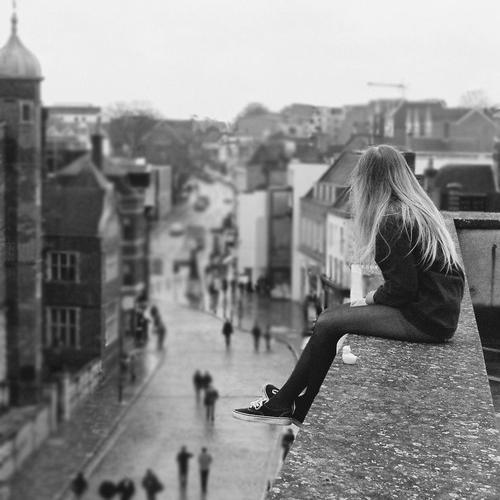 Girl ll 19 years ll Dutch ll Don't die before you're dead ll Fighting to recover from: demons,depression and ED ll