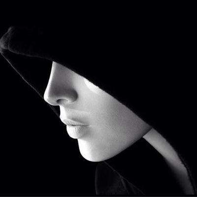 make them happy by making their day & if you want help feel free to talk to me.. تعال خاص و اكتب الكلام الي تبي تقوله للشخص الي تبي تسعده مع منشن.
