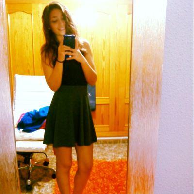 Estudiante de ADE en la UPCT. Bailarina en la Academia Capricho Español. Go hard or go home.