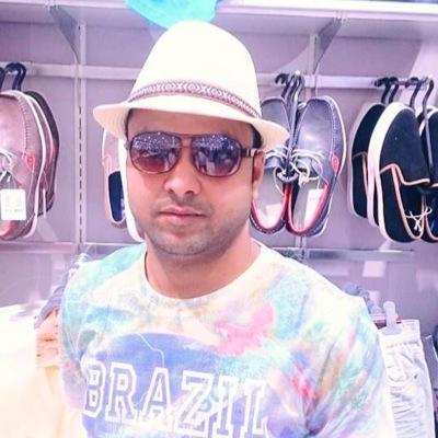 rujal1105's profile picture. 