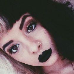 Melanie makes my heart beat fast                                                          @ClubeFollowBack