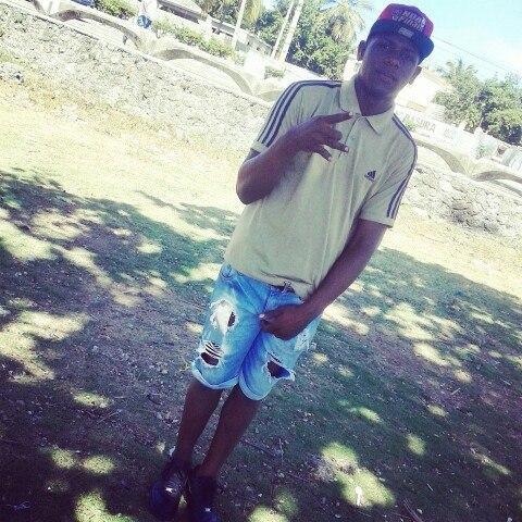 Perғιl orιgιnal & aυтénтιco® █║▌│█│║▌║││█║▌║▌║ Verιғιcado por Twitter
 Santo Domingo R.D.