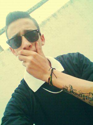 18anos ,  ... apenas mais um loco .. nesse mundo louco!✌