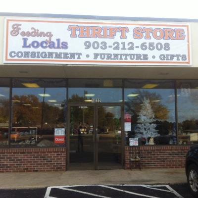 we are a group of volunteers that strive to provide food and support to families going through crisis.