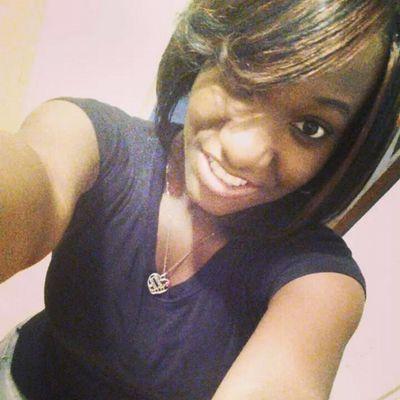 follow me on ig @rashaee_oneofakind      kik me @rashaee_oneofakind95!!!!!   *_*