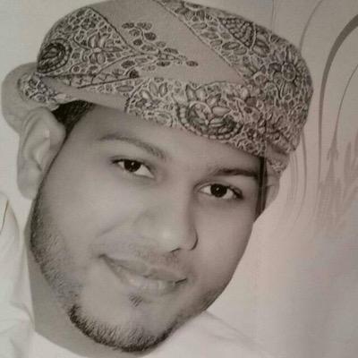 جف ريق الثواني لين ضاق الوريد**من ظما البين يكفي منك رشة عتب