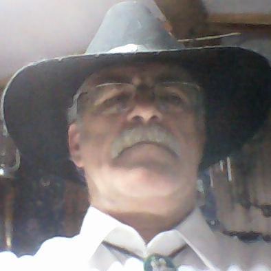 darrelweaver51's profile picture. 