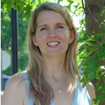 Horse's Mouth Marketing LLC. Study Abroad & Small Business Marketing Diva, Equestrienne, Sassanach, Rescuer of Animals.