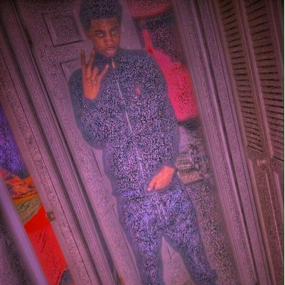 u cant trust everybody u hang around