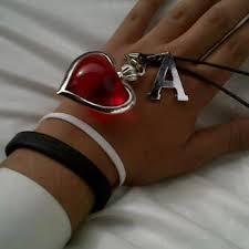 ♡عـيـون تـحـلـم وقـلـب يـتـمـنـى وآلـلــہ گـريـم♥