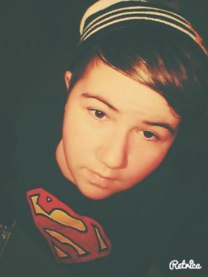 emelineobey's profile picture. 