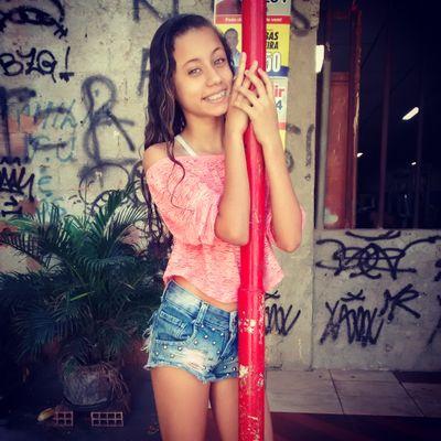 sonhar nunca desistir ter fé pois facil nao e nem vai ser ♥