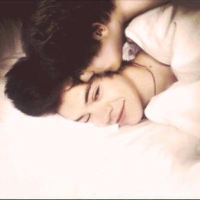 larryandlovex's profile picture. I'd marry you harry