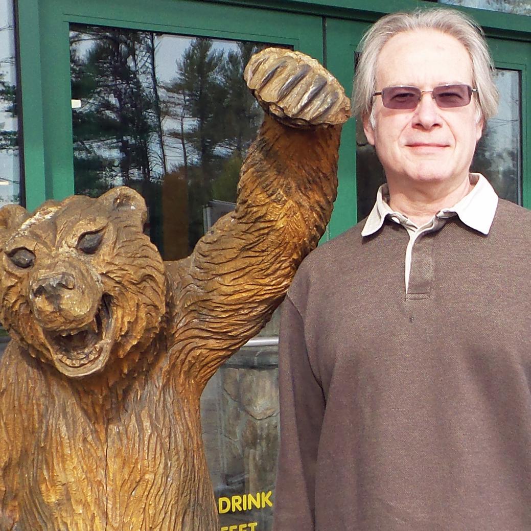 JohnJL007's profile picture. Chess Buff, Yankees Fan