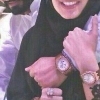 حي الله اللي يعشق الشعر مثلي ويسعى ورى كل المعآني الجميله..❤️ 
الخاص ممنوع