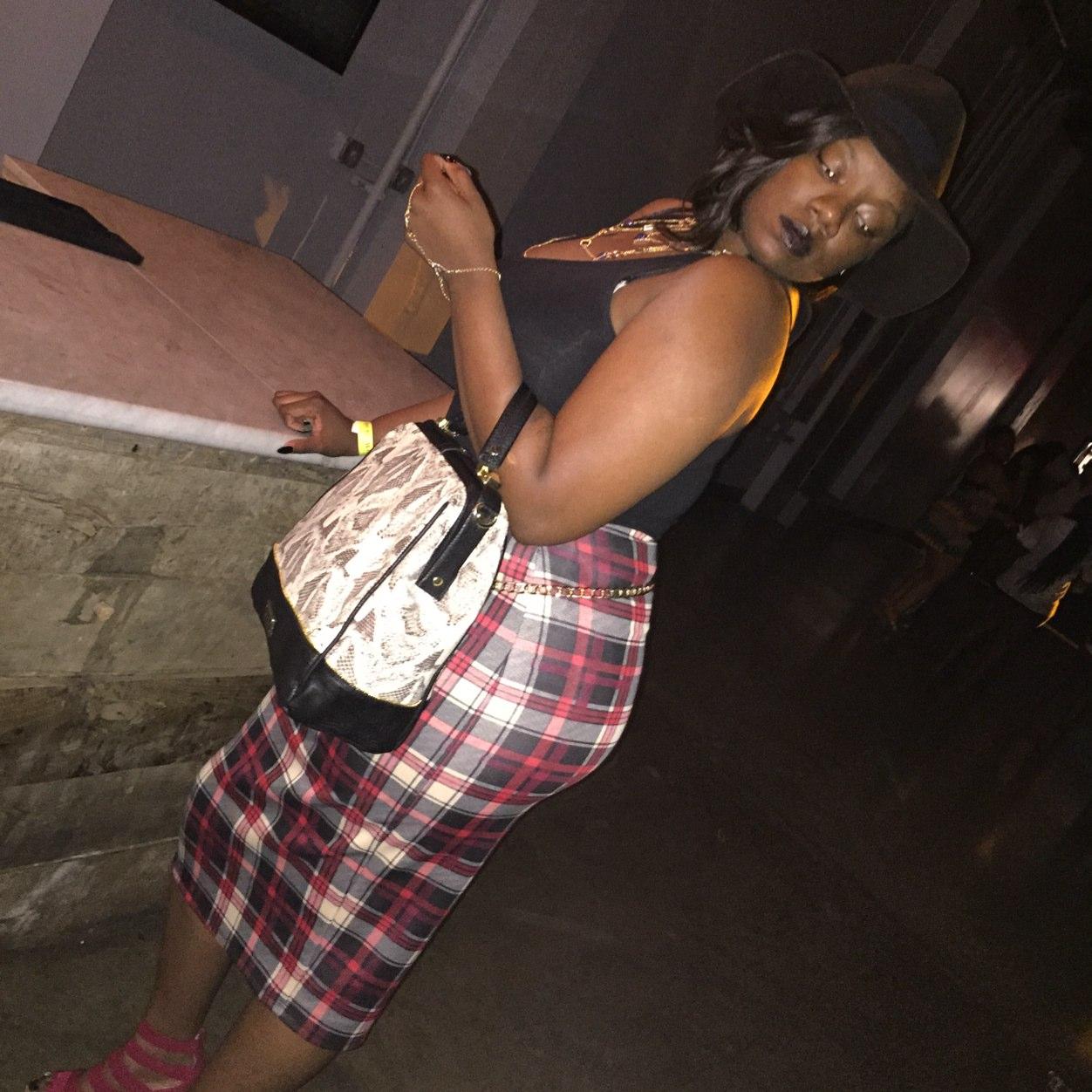 SugSoSTEWpendus's profile picture. Chasin my dreams...loving life with every breath I take....sticking to my guns Instagram: Che_Junie