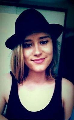 Jana_Dede's profile picture. From Germany, Castle Fan, Moonwalker and Potterhead. Always ♥