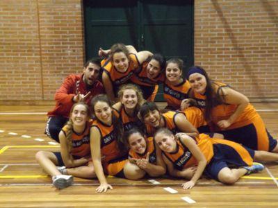 Valladolid. Entrenadora de baloncesto. Jugadora de baloncesto del San Agustín senior. No hay nada imposible si lo intentas