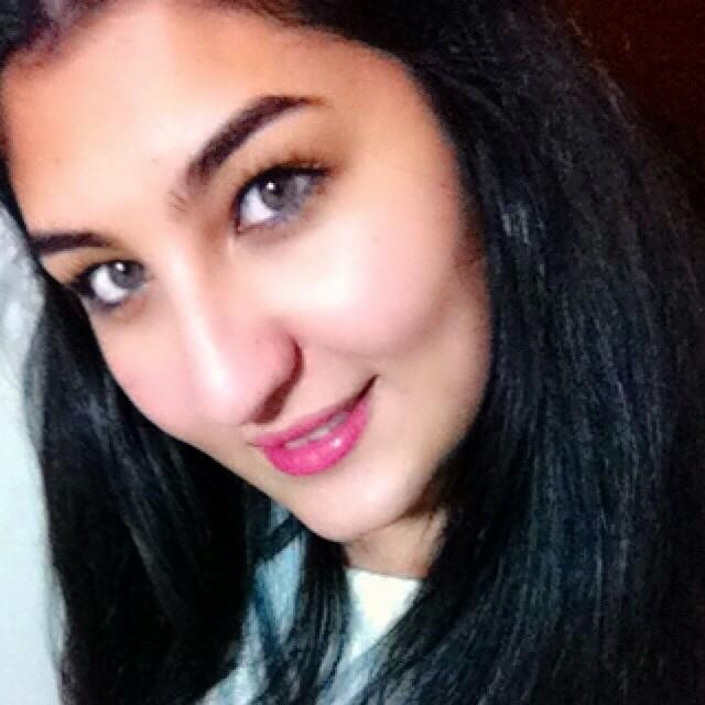 nourgeagea96's profile picture. smile is the best thing girl can wear 😊