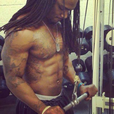 kevflockadavis's profile picture. God 1st, IBG Boxer, love my 86 cutlass supreme R.I.H. dad, little brother Ross #hoodnation