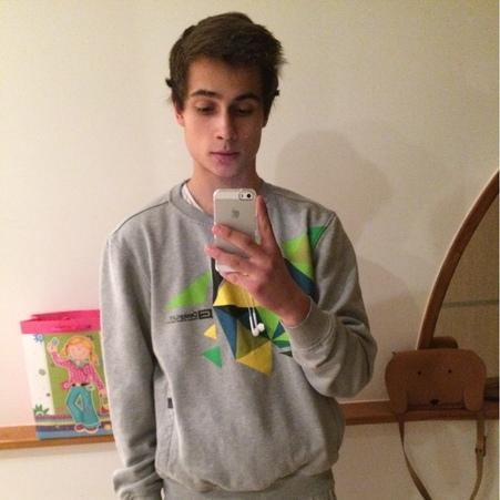 p0k3m0n1n4's profile picture. 