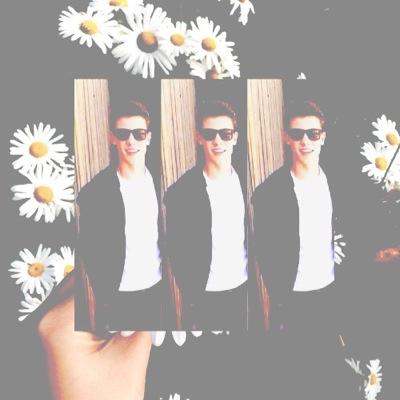 hey beautiful,this is a free follow from @foodandfranco ,pls follow her if you want to keep this follow,she follows back ♡xx