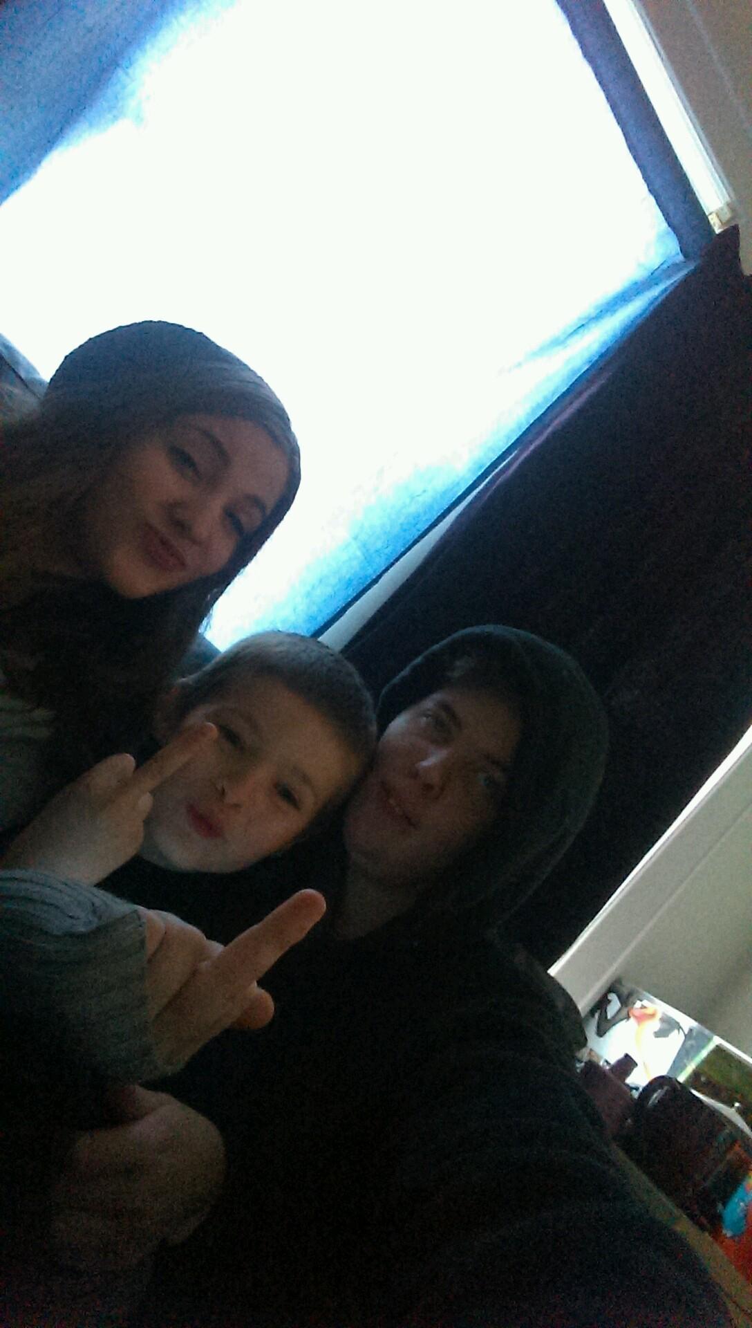 blueeyejess91's profile picture. name is Jess im a stud in 2 girls  single life rn im easy 2 get along with nd family is #1 I got Ig fb kik snapchat nd meet me u want them ask