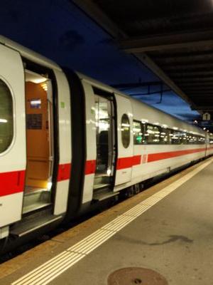 Train buff and international as well as intercultural traveller, based in the (Swiss) heart of Europe. AFSer, too.