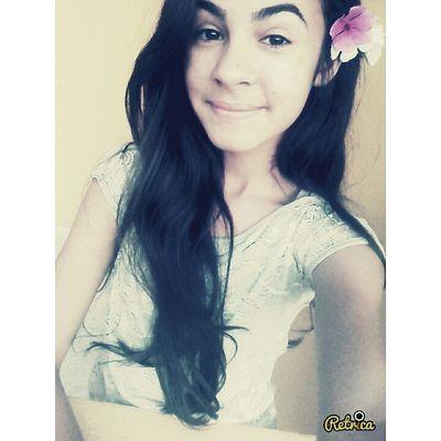 Uma menina que não é realista, e sim sonhadora