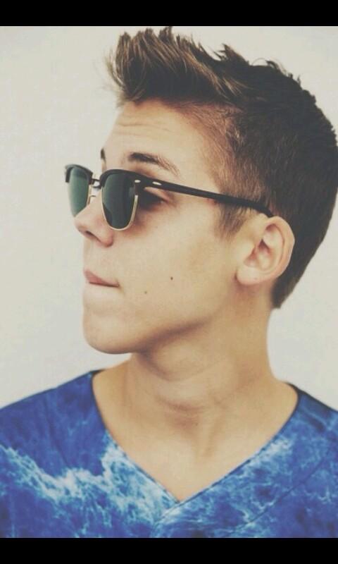 gurl ... iz you playin or nah ✌ add my other account // @reebecca_a      more active on that one . ☺