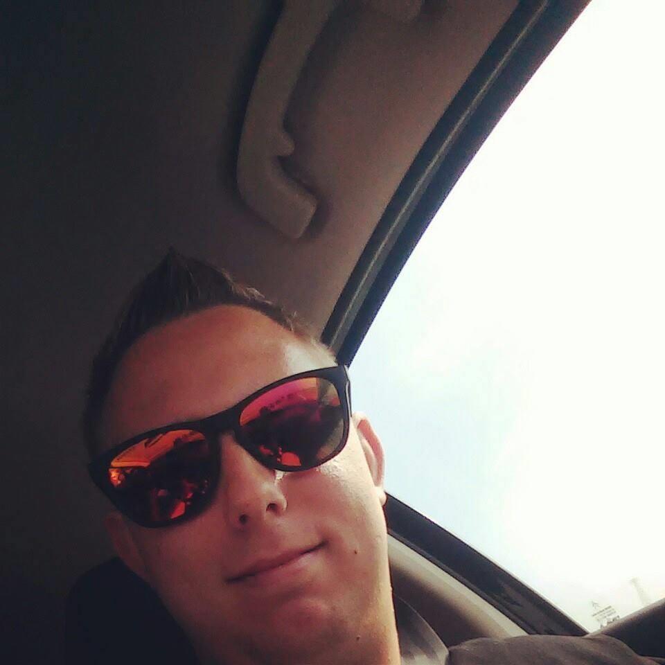 • Love my life • 20 year old boy • Dutch • Student  • Roverscout • Instagram: jenseijer