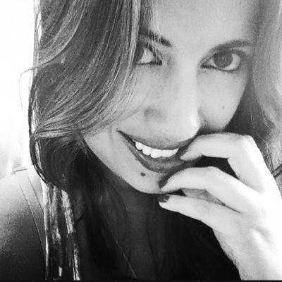 Enfermera, Alegre, Un poco Idiota aveces, Aperrada, Me Encanta la Naturaleza, Odio las Injusticias y la Personas Falsantes #SoyDonante ✌️