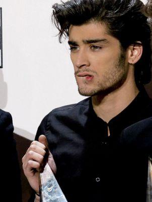 heidyzarza's profile picture. 